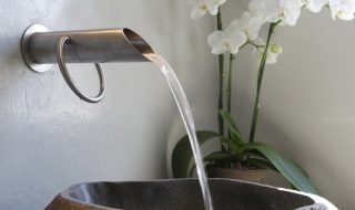 Contemporary Twists For A Modern Bathroom