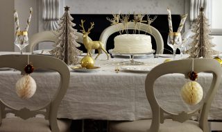 Inspiration: 6 Modern Styles For Your Christmas Dining Table - Talking Tables Party Porcelain Gold Christmas Dining Christmas Lifestyle Portrait Courtesy: talkingtables.co.uk