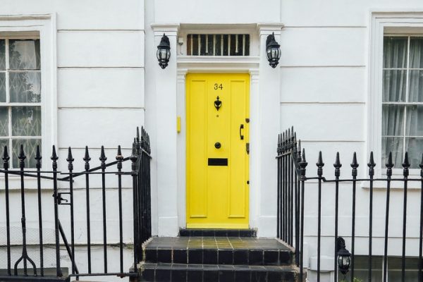 5 Great Ways To Modernise Your Front Door