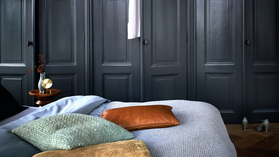 Using Grey In Your Home - Grey Wall Paint - Image Via Dulux.co.uk