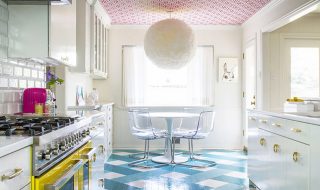 Interior Design Trends in 2019: 5 Awesome Ideas To Try - Decorated Ceiling